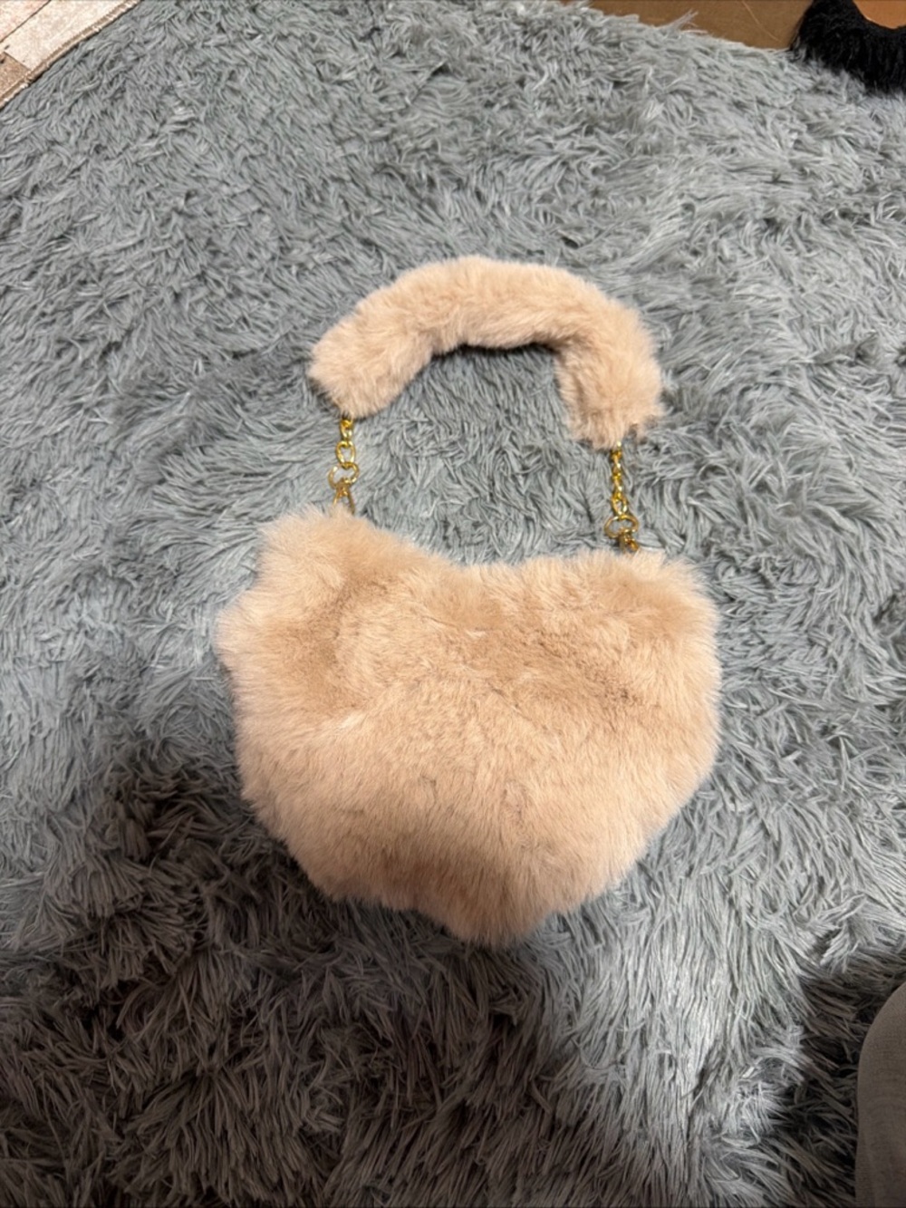 Beige Faux Fur Heart Handbag with Gold Chain
